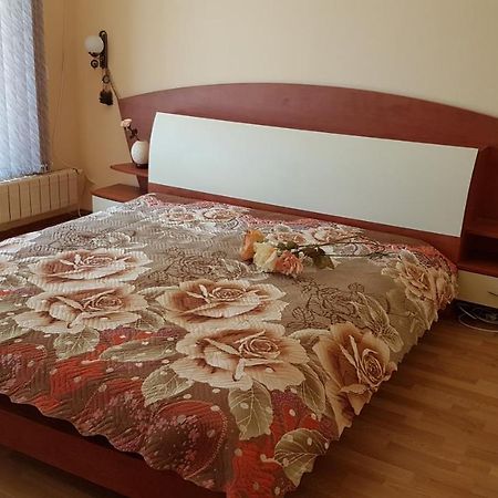 Rosarium Residence Guest House Dryanovo Exterior photo