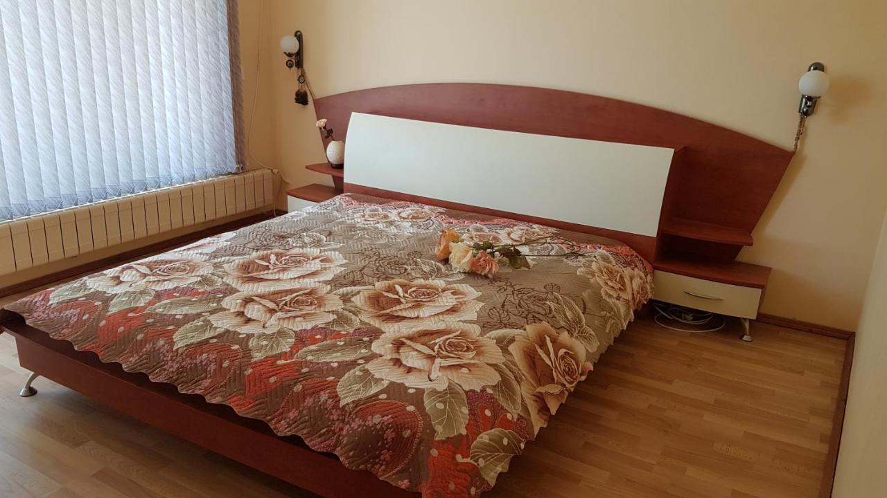 Rosarium Residence Guest House Dryanovo Exterior photo