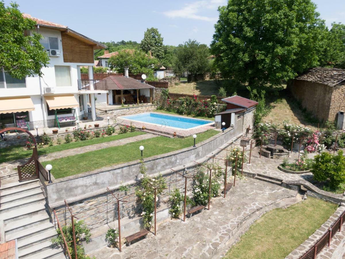 Rosarium Residence Guest House Dryanovo Exterior photo