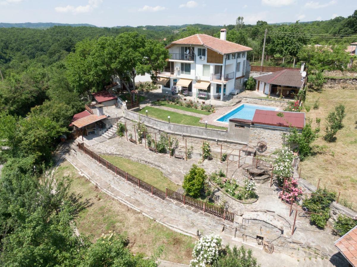 Rosarium Residence Guest House Dryanovo Exterior photo